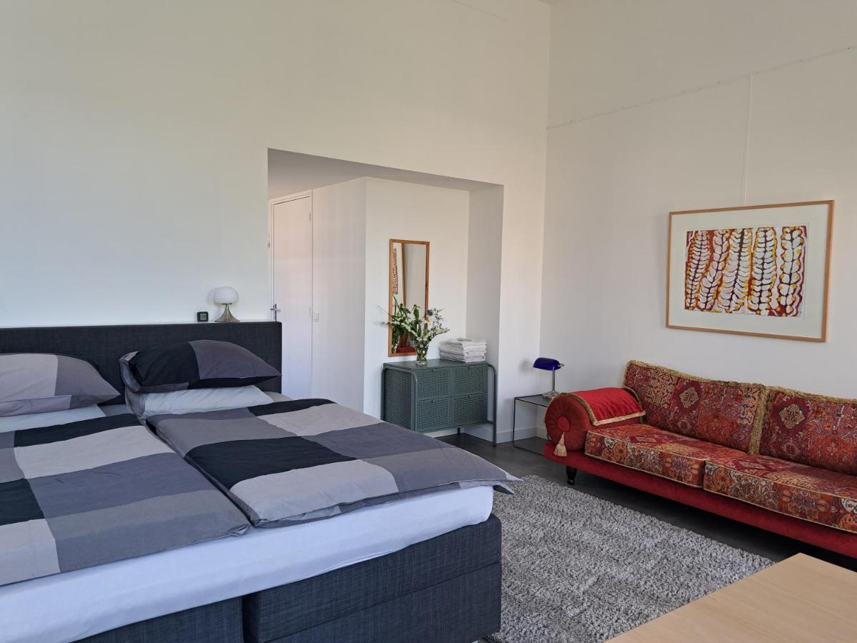 Luxe Ruime Studio Op Unieke, Rustige Locatie ด็อคคุม ภายนอก รูปภาพ